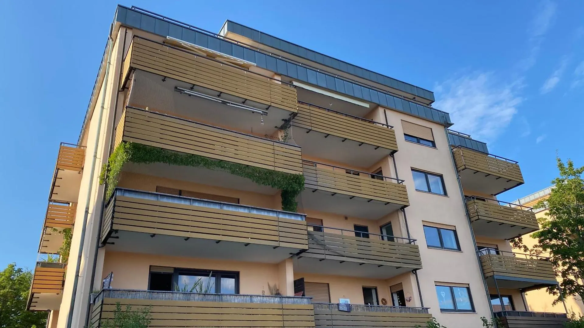 Little Penthouse Apartment Waldbuttelbrunn