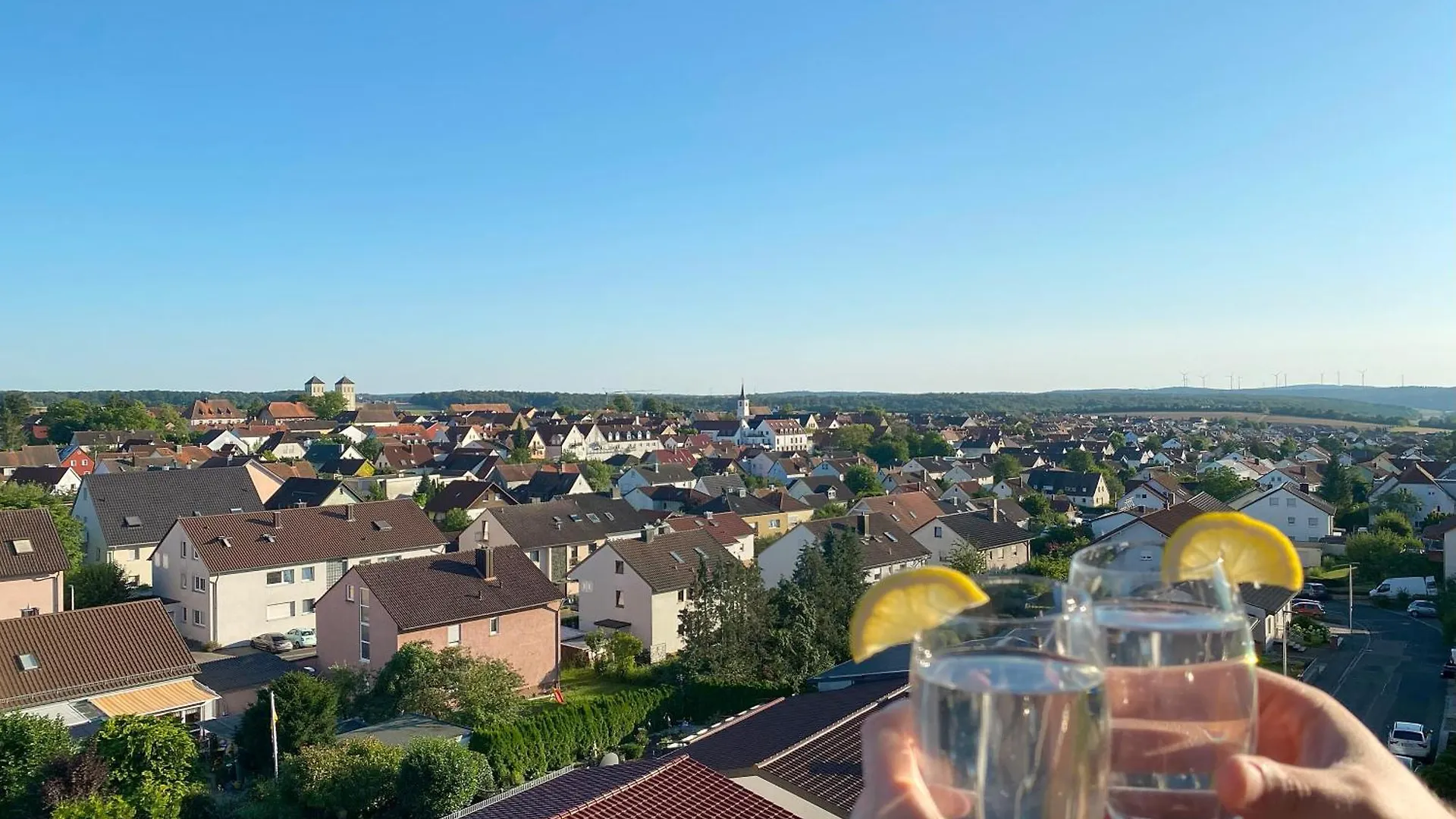Little Penthouse Apartment Waldbuttelbrunn